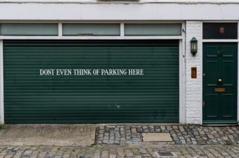 车库标志禁止停车车库标志禁止停车画的门私人车库说不要甚至认为停车在这里