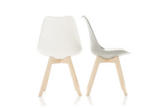 空木腿椅子孤立的白色概念上的空白色木腿椅子孤立的白色背景