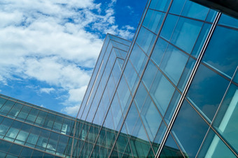低角视图现代玻璃办公室建筑摘要背景外办公室玻璃建筑体系结构公司玻璃<strong>窗口</strong>摩天大楼企业建筑金融业务中心塔