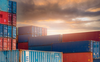 容器物流货物和航运业务容器船为进口和出口物流容器运费站物流行业从港口港口容器港为卡车运输