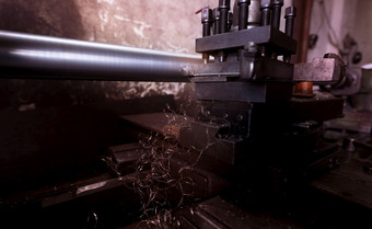 车床机工作工厂车床把机为金属制品重机械制造业机为铣金属手册车床机安全工业工作场所钢行业
