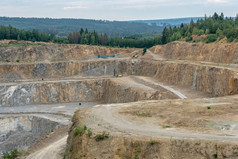 露天矿业采石场与机械采石石头为建设作品矿业行业采石场