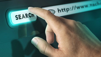 一个手指紧迫的搜索引擎按钮图像概念互联网搜索和互动终端搜索按钮