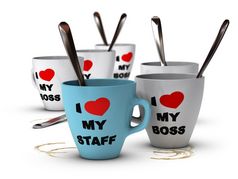 许多杯子在哪里写爱工作人员和老板象征工作人员关系和动机工作场所工作人员关系和动机工作场所