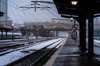北部铁路站加拉<strong>费用</strong>在冷和雪一天布加勒斯特罗马尼亚