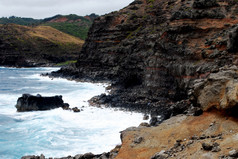 海洋海悬崖和悬崖边上的毛伊岛夏威夷