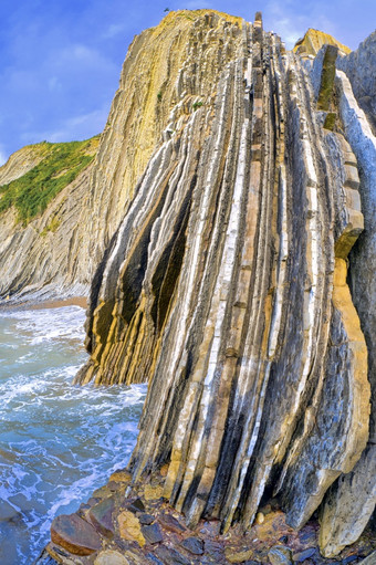 steeply-tilted层<strong>飞翔飞翔</strong>悬崖巴斯克海岸联合国教科文组织全球地质公园欧洲地质公园网络Zumaiaguipuzcoa巴斯克国家西班牙欧洲