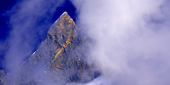 machapuchare神圣的山鱼尾巴machapuchare基地营区域长途跋涉安纳普尔纳峰基地营安纳普尔纳峰保护区域喜马拉雅山脉尼泊尔亚洲machapuchare神圣的山安纳普尔纳峰保护区域喜马拉雅