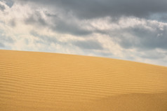 涟漪的沙子沙丘的黑色的海海岸特写镜头沙子沙丘为背景横幅为夏天