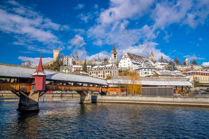 历史城市中心市中心卢塞恩与教堂桥和湖卢塞恩瑞士