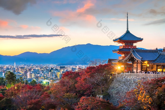 清水寺寺庙秋天季节《京都议定书》日本日落