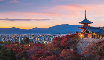 <strong>清水</strong>寺寺庙秋天季节《京都议定书》日本日落