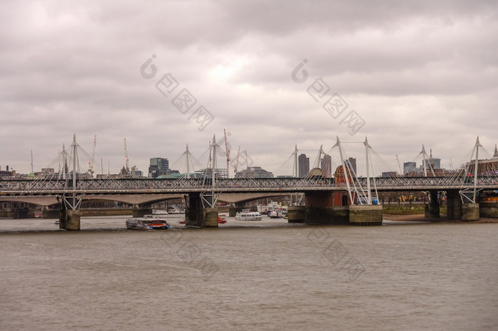 伦敦天际线与河泰晤士河伦敦