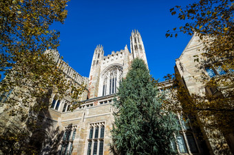 耶鲁大学<strong>法律</strong>学校建筑秋天与蓝色的天空新还<strong>美国</strong>