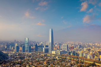 全景视图市中心圣地亚哥城市天际线城市景观智利