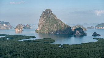 <strong>沙美岛</strong>什么时候切视图的喘气俄罗斯湾红树林树森林和山安达曼海泰国