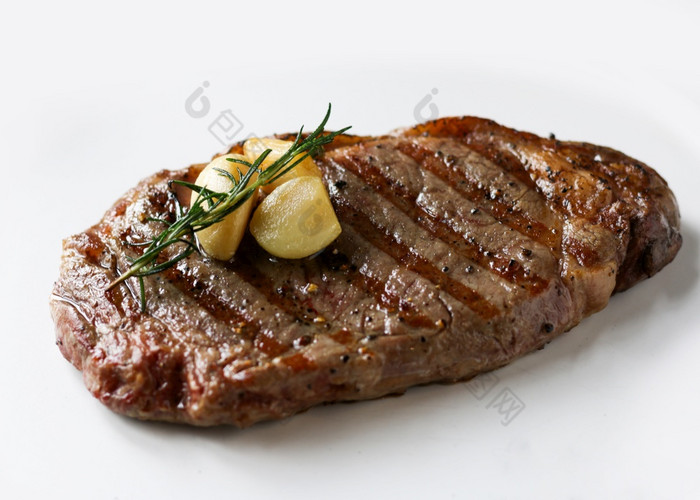 牛脊肉牛里脊肉牛排黑色的安格斯牛肉牛排烤肉