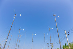 风涡轮机生成电山与蓝色的天空KOH学芭堤雅春武里泰国
