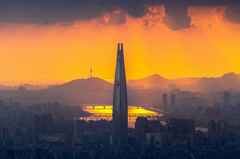 美丽的城市景观和日落首尔南韩国