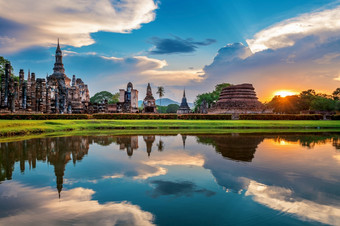 佛雕像和什么Mahathat寺庙的区素历史公园什么Mahathat寺庙联合国教科文组织世界遗产网站泰国
