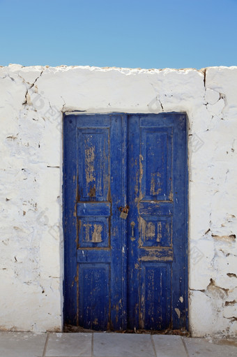 的老墙而且蓝色的木门aio圣托里尼岛锡拉基克拉迪群岛岛屿爱琴海海希腊<strong>欧洲建筑</strong>细节老房子aio圣托里尼岛锡拉基克拉迪群岛岛屿爱琴海海希腊欧洲