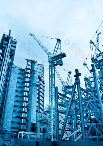 建设项目网站与起重机和钢结构建设项目网站