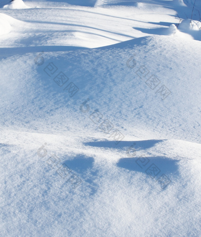 纯清洁白色雪形成冷冬天一天纯雪形成