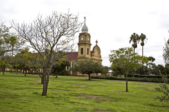 新恒星本笃会的社<strong>区位</strong>于北珀斯西方澳大利亚在这里的修道院教堂