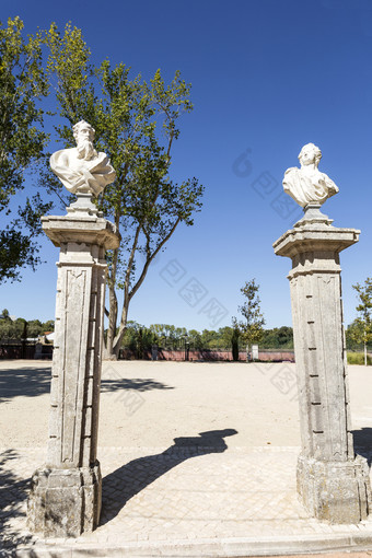 破产雕像诗人哲学家和作家装修的花园的宫品牌的开始葡萄牙