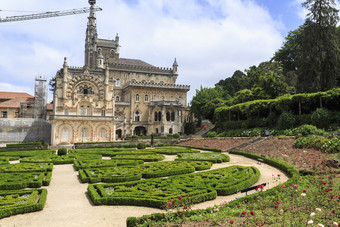 视图的宫酒店布萨科和花园奢侈品酒店建晚些时候世纪neo-manueline建筑风格位于附近科英布拉中央葡萄牙