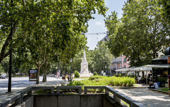 纪念碑兑现的葡萄牙语战士世界战争见过从的自由大道大街上。自由市中心里斯本葡萄牙