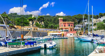 意大利旅行玛丽娜tricase美丽的钓鱼村普利亚大区受欢迎的的地方为夏天假期salento意大利海假期迷人的沿海小镇tricase普利亚大区
