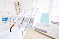 专业牙医工具的牙科办公室牙科卫生和健康概念上的图像