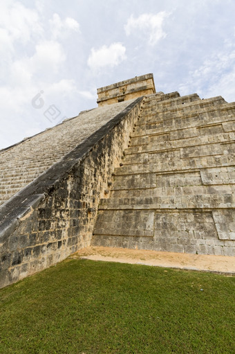 风景优美的的观点奇红玫瑰玛雅废墟尤卡坦半岛墨西哥