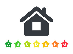 能源效率评级图标能源非常高效房子房子象征与能源评级向量插图