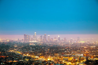 这些洛杉矶城市景观的晚上时间