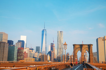 新纽约城市9月布鲁克林桥与人9月新纽约城市这是桥新纽约城市和一个的最古老的悬架桥梁的