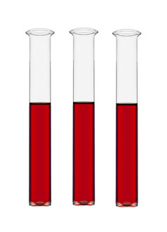 三个试管》与红色的液体孤立的白色背景三个试管》与红色的液体