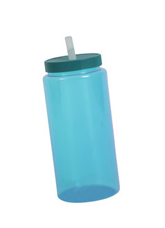 使用蓝色的塑料瓶白色背景使用蓝色的塑料瓶白色