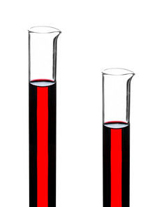 测试管与血孤立的白色背景测试管与血