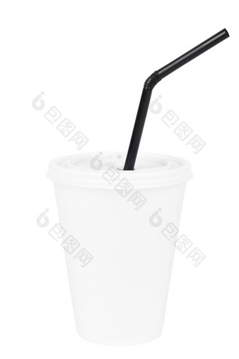 白色纸杯和黑色的喝稻草孤立的白色背景白色纸杯和黑色的喝稻草