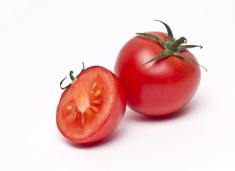 <strong>新鲜</strong>的西红柿孤立的白色