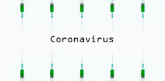 绿色液体注射器蓝色的背景冠状病毒保护概念全景图像