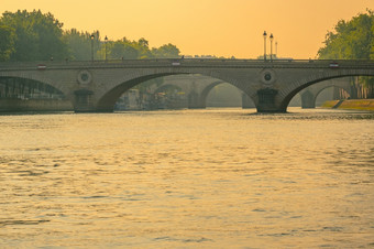 法国<strong>石头桥</strong>梁在的河他的巴黎和金日落金日落和<strong>桥</strong>梁巴黎