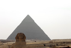 金字塔沙漠埃及和斯芬克斯吉萨