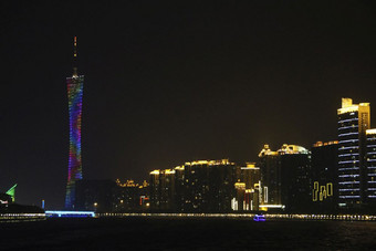 广州塔的晚上珍珠河
