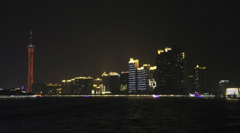 广州塔的晚上珍珠河
