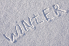 写作文本冬天阳光明媚的一天的雪