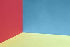 色彩斑斓的背景与红色的蓝色的墙