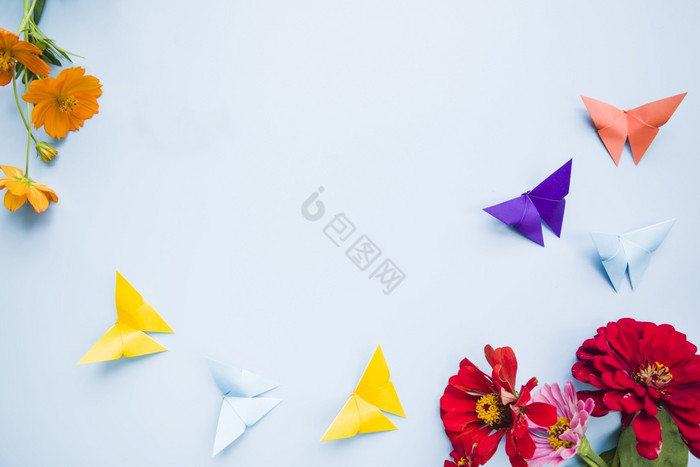 装饰与聚金盏花花折纸纸蝴蝶图片